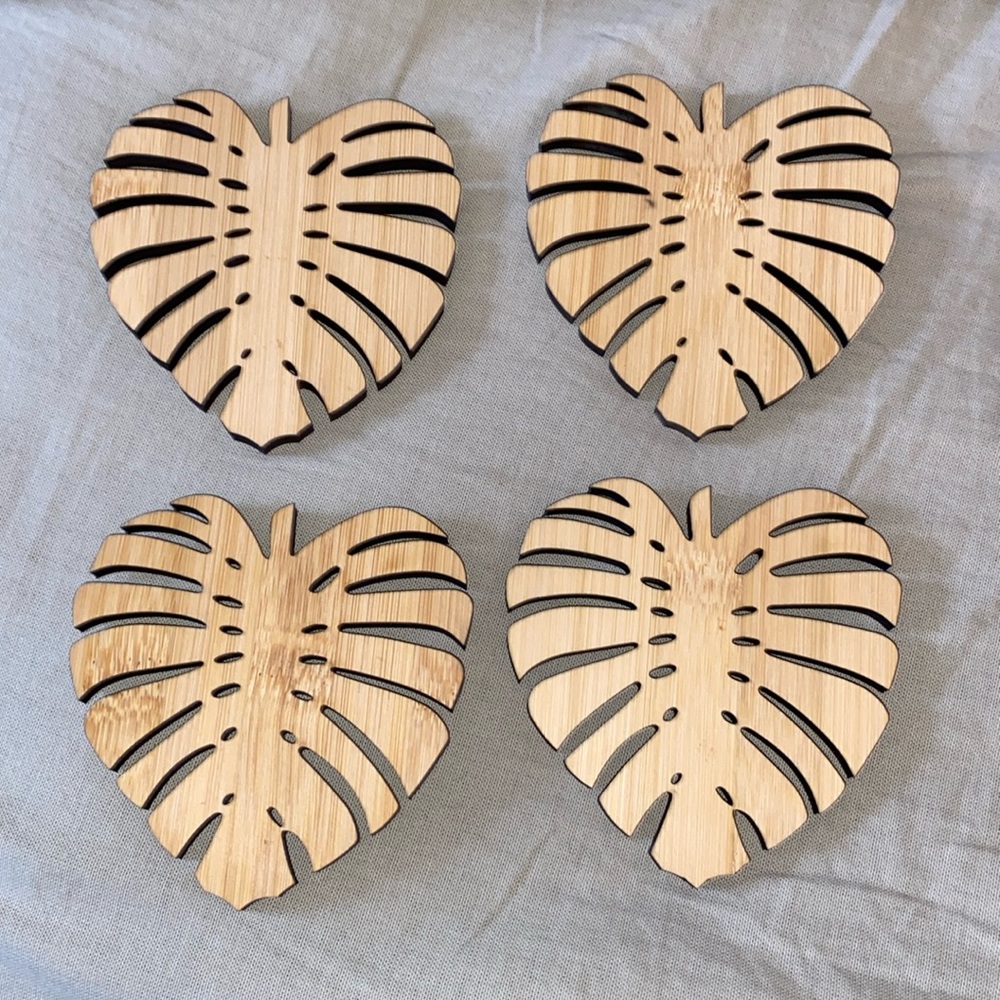 Colorstreet bamboo coasters -set of 4.